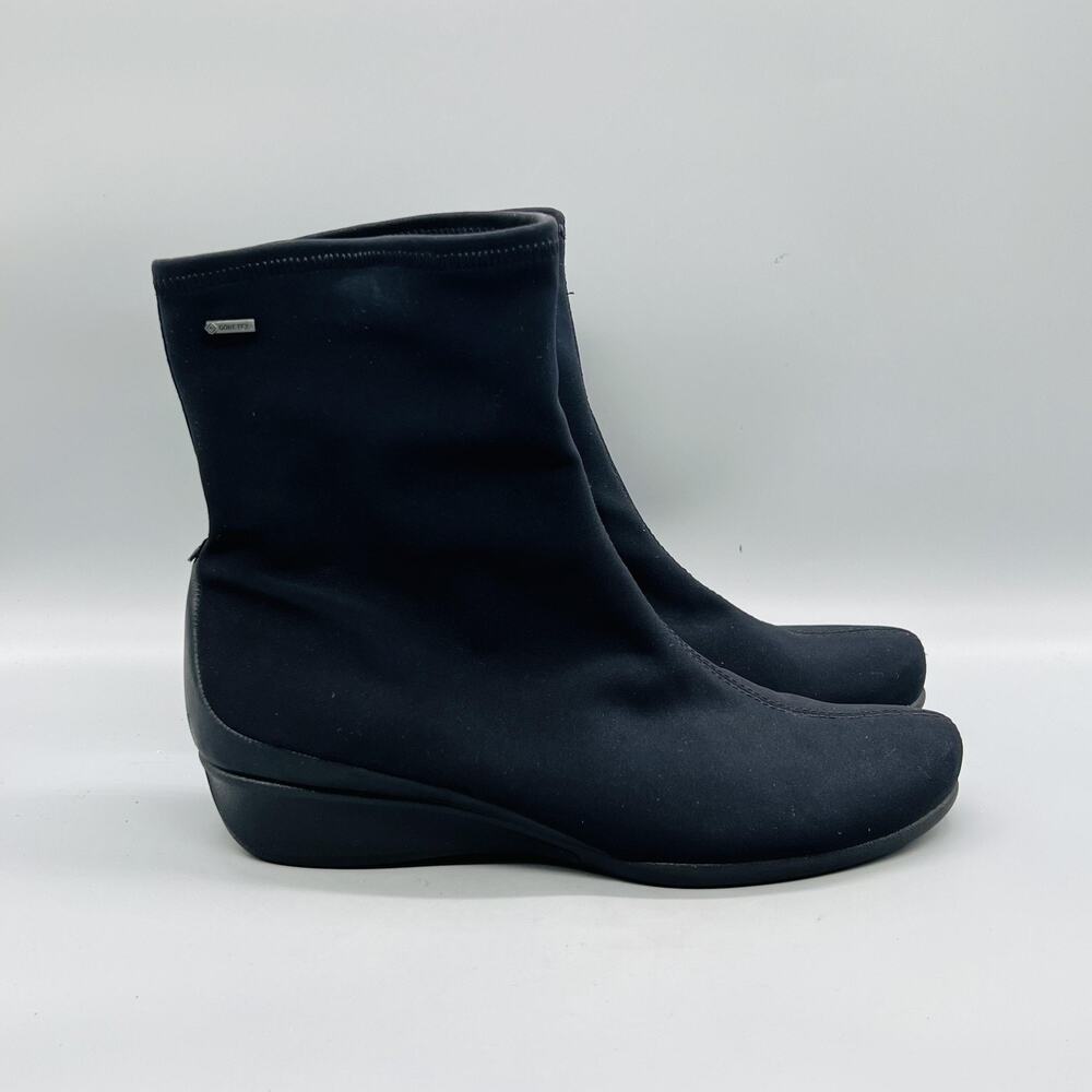 ECCO Boots Women 9.5 Black Felicia Gore Tex Ankle Waterproof Pull On Wedge Shoes